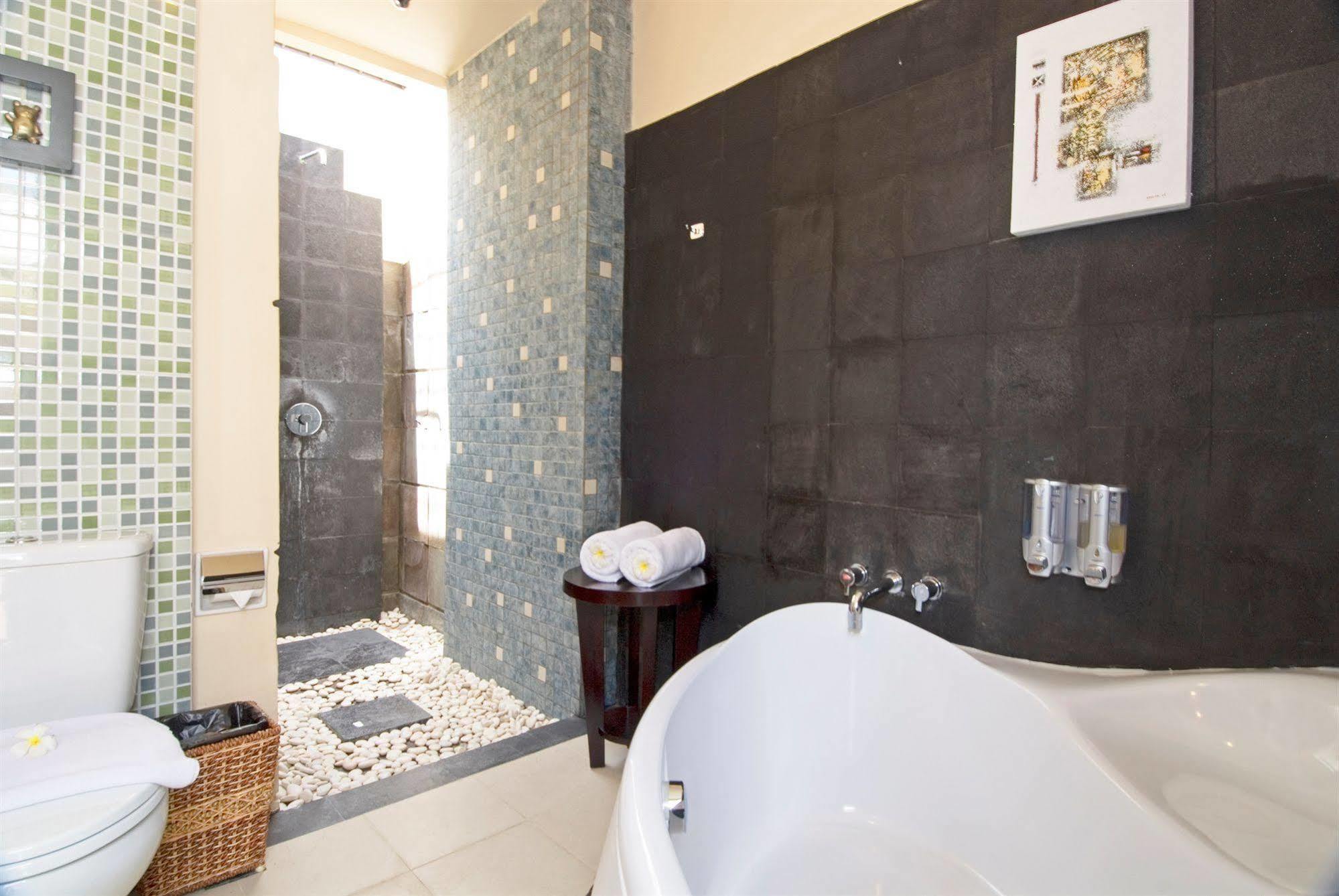 D'Alang Alang Villas Семиньяк Экстерьер фото
